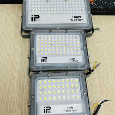 Đèn Pha LED Ngoài Trời - Mắt Ngọc 